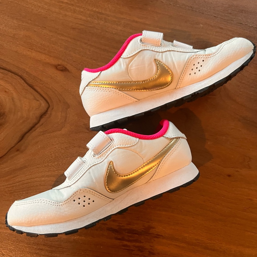 Nike MD Valiant White and Gold Sneakers 13C